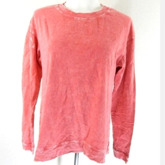 Eri + Ali Distressed Crew Neck Tee - Picture 1 of 3